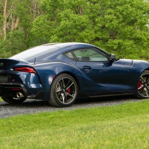 2020_GR_Supra_Downshift_Blue_001_052FF2ED5A4F03809F9FB2F7366F4537A324B3A0.jpg